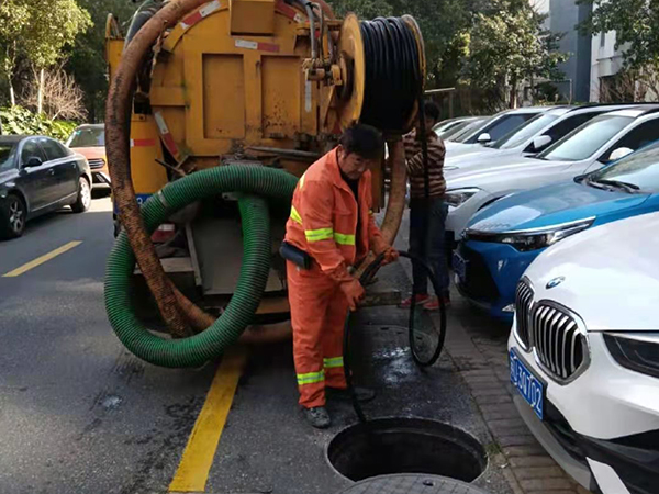 宾阳排污管道清淤